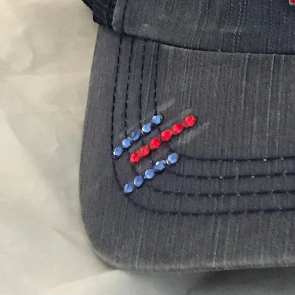 MLB Texas Ranger Women's Distressed Trucker Cap